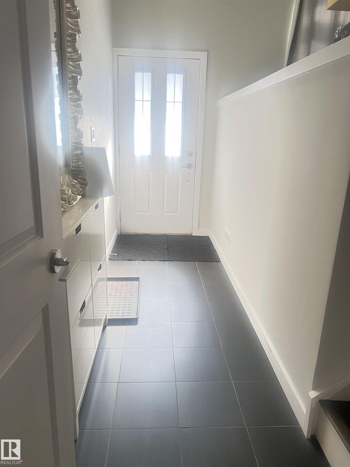 Property Photo:  5873 Mullen Place NW 22  AB T6R 0T5 