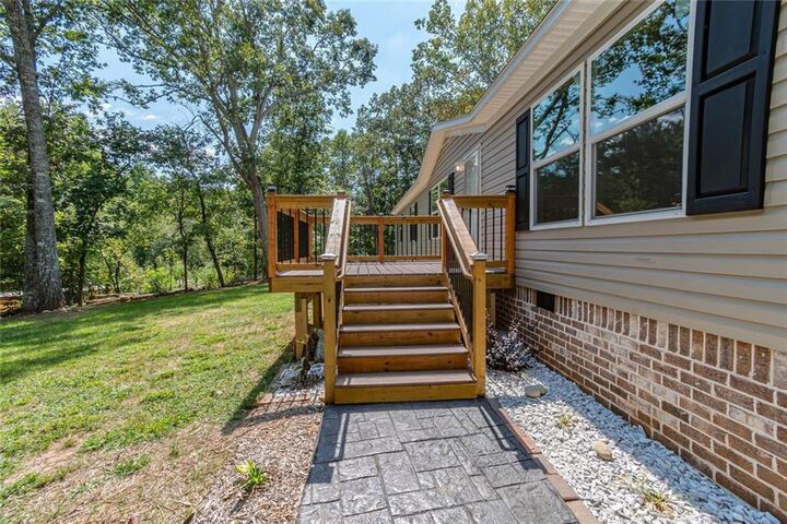 Property Photo:  94 King Arthur Court  GA 30533 