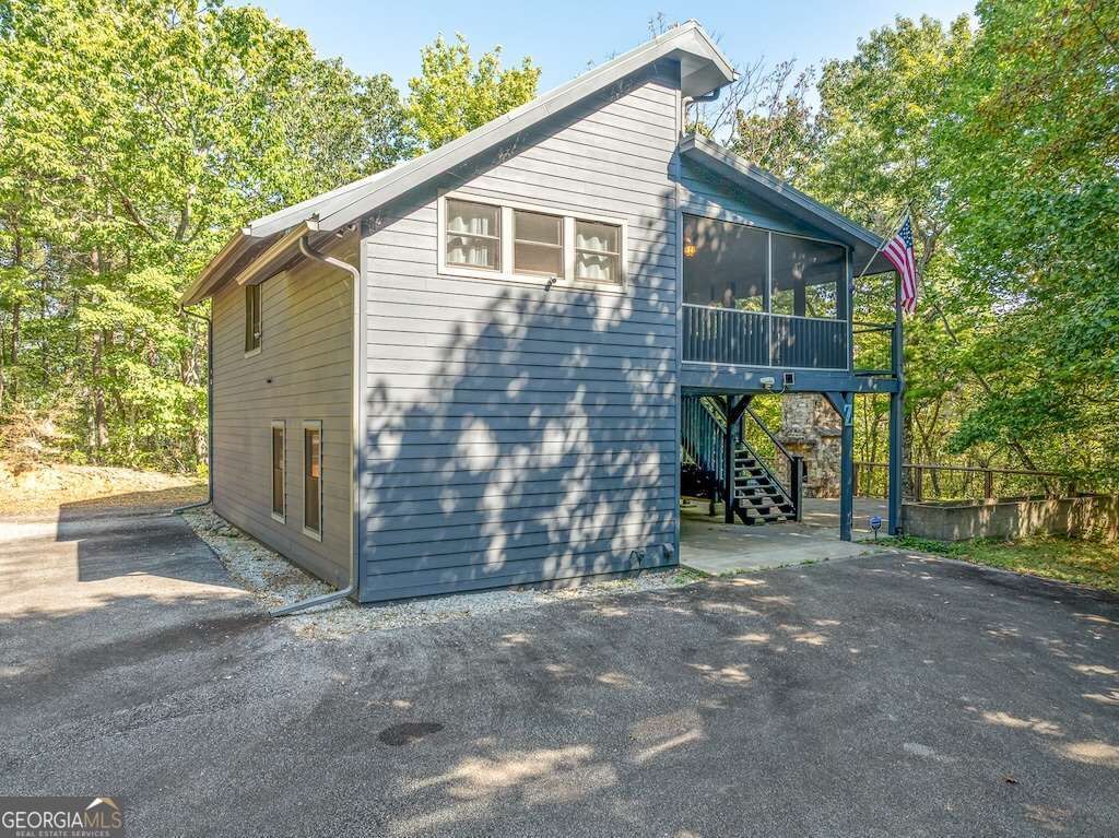 Property Photo: 214 Dickerson Drive GA 30536