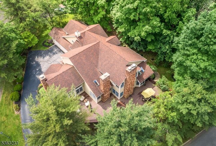 Property Photo:  21 Stafford Ln  NJ 07921 