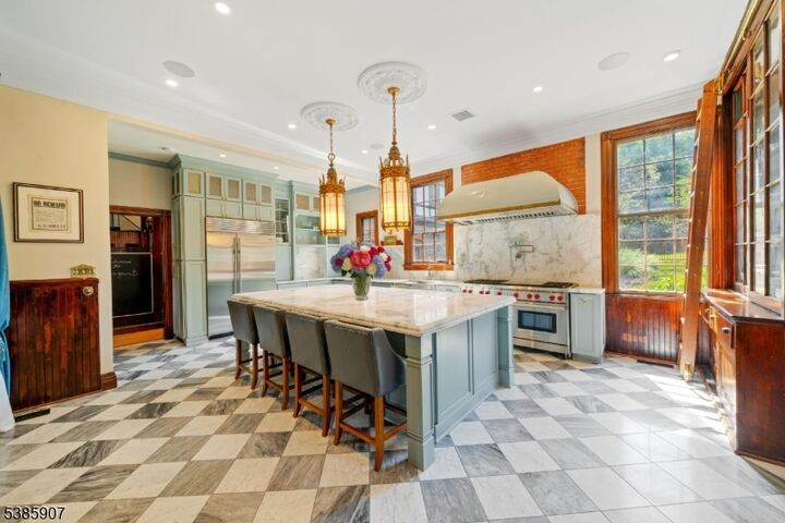 Property Photo: 30 N Mountain Ave NJ 07042