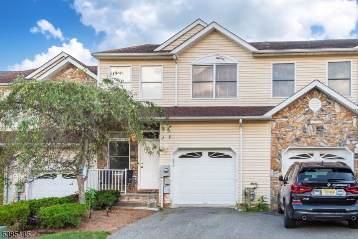 136 Springhill Drive  Parsippany-Troy Hills Twp. NJ 07950 photo