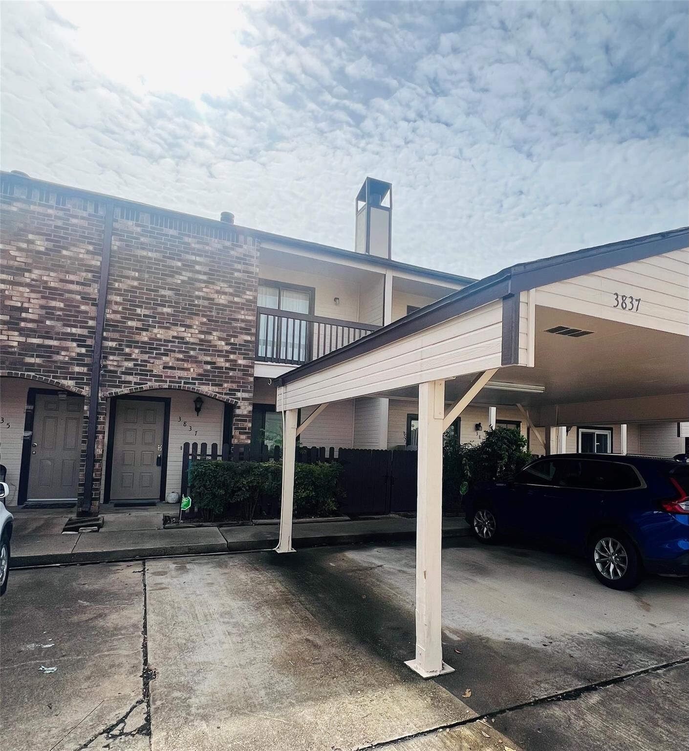 Property Photo:  3837 Tanglewilde Street 3837  TX 77063 