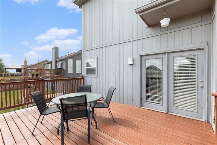 Property Photo: 11231 N Summit Street MO 64155
