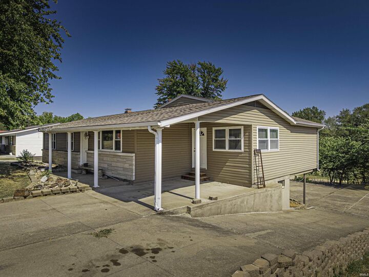 Property Photo: 308 N 3rd Avenue IN 47670