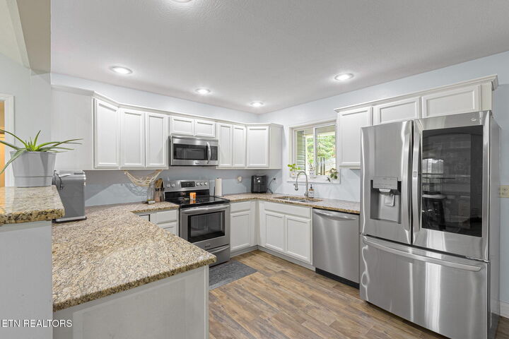 Property Photo:  3920 Hillside Terrace Lane  TN 37924 