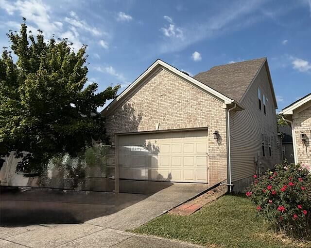 Property Photo:  2513 Sun Seeker Court  KY 40503 