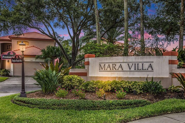 7349 Regina Royale 13  Sarasota FL 34238 photo