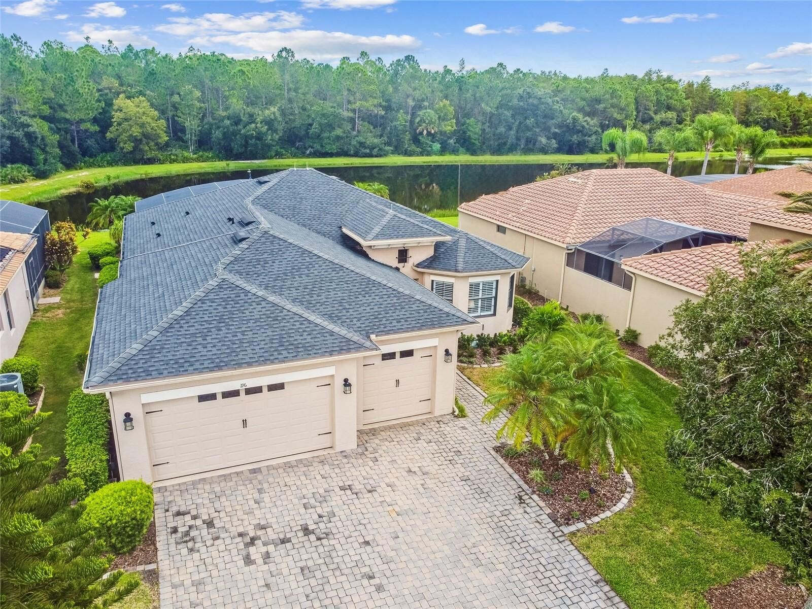 Property Photo:  196 Indian Wells Ave  FL 34759 