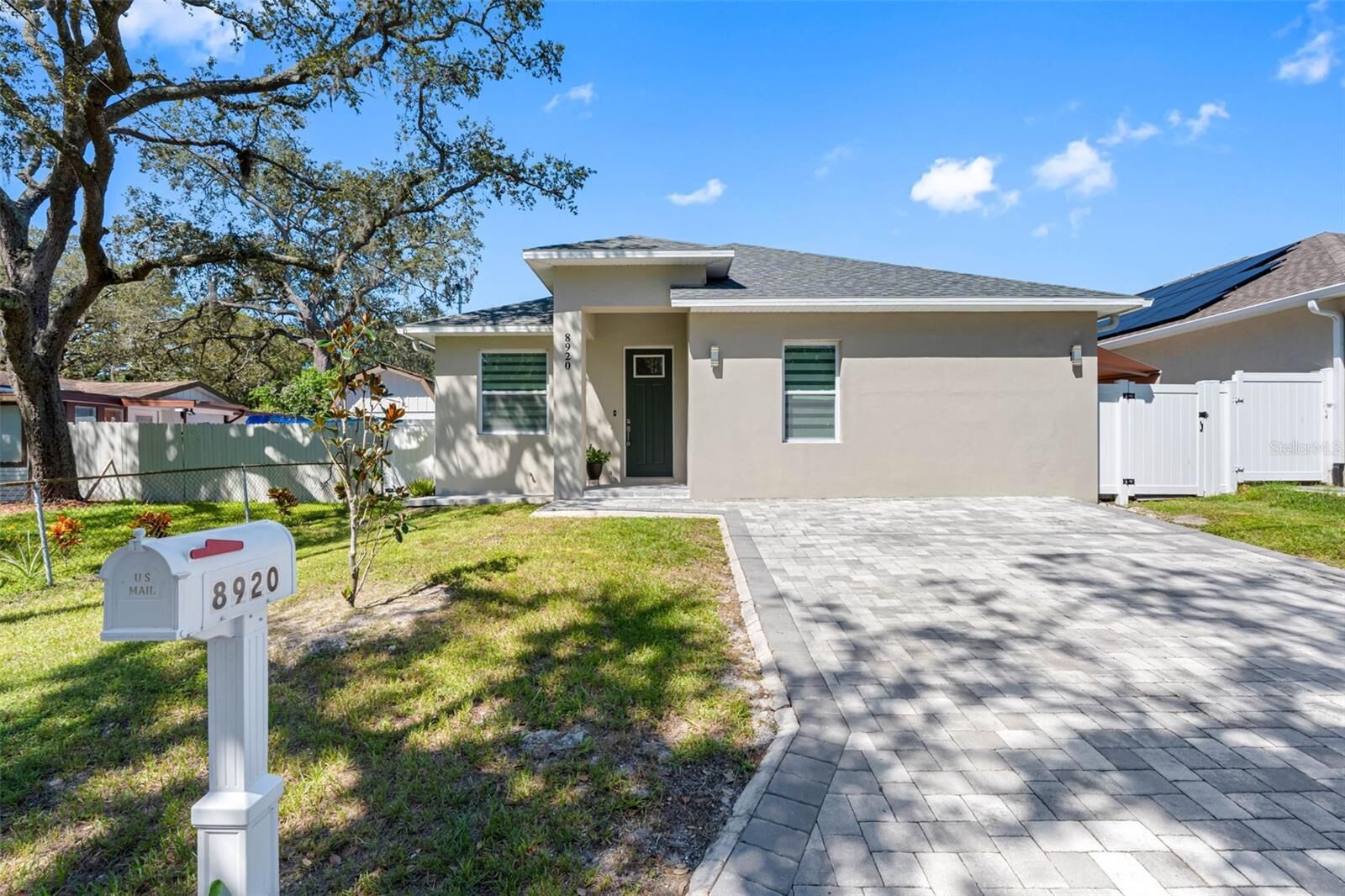 Property Photo:  8920 N Newport Avenue  FL 33604 