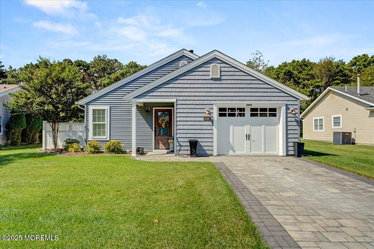 Property Photo:  2095 Llewellyn Parkway  NJ 08731 