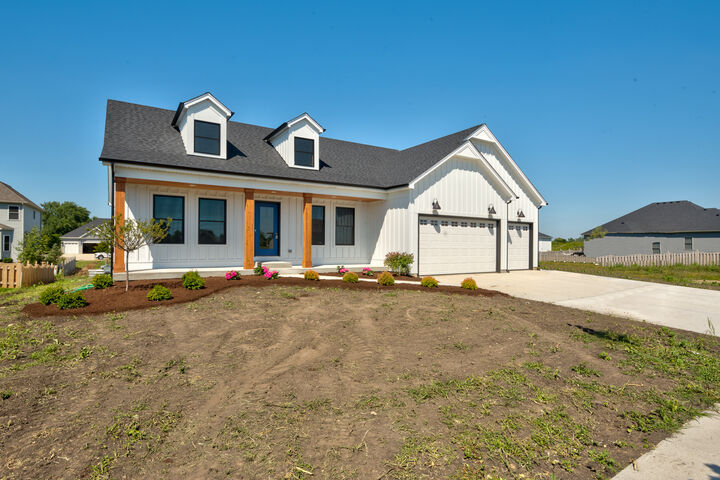 Property Photo: 777 Dartmouth Lane IL 60543