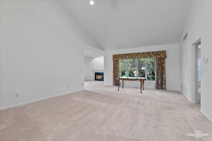 Property Photo:  305 E Knights Road  IL 60548