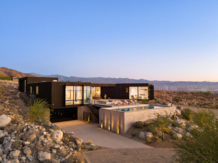Property Photo: 2085 Desert Flower Court CA 92262