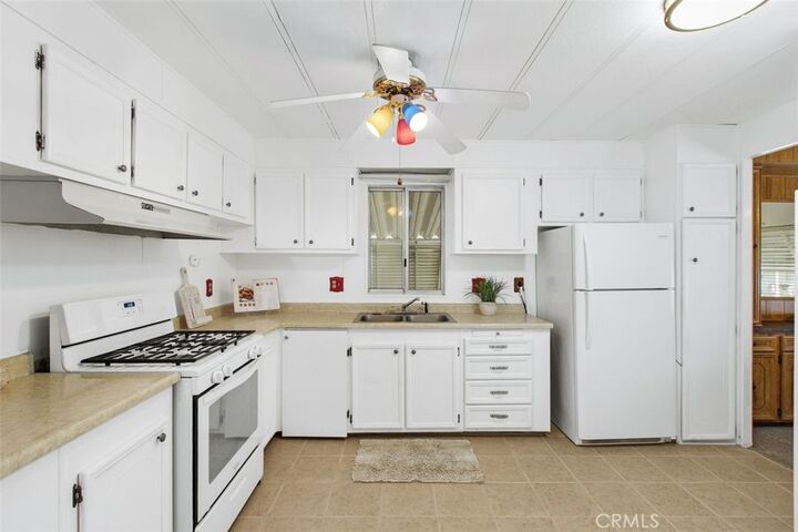 Property Photo:  27701 Murrieta Road 73  CA 92586 