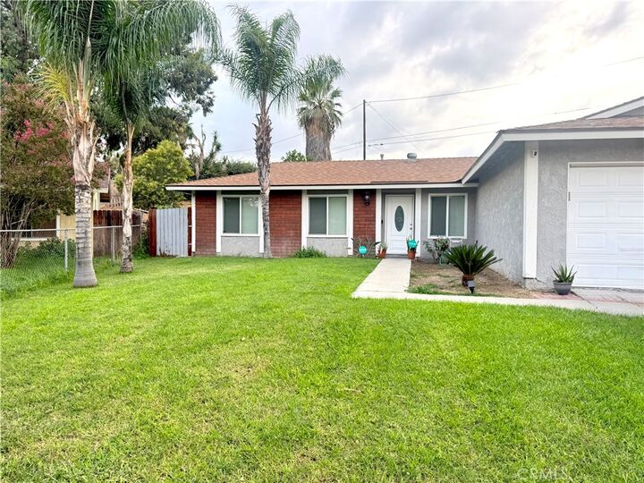 Property Photo:  1813 Michigan Street  CA 92324 