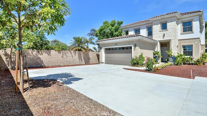 Property Photo:  17413 Siena Lane  CA 92708 