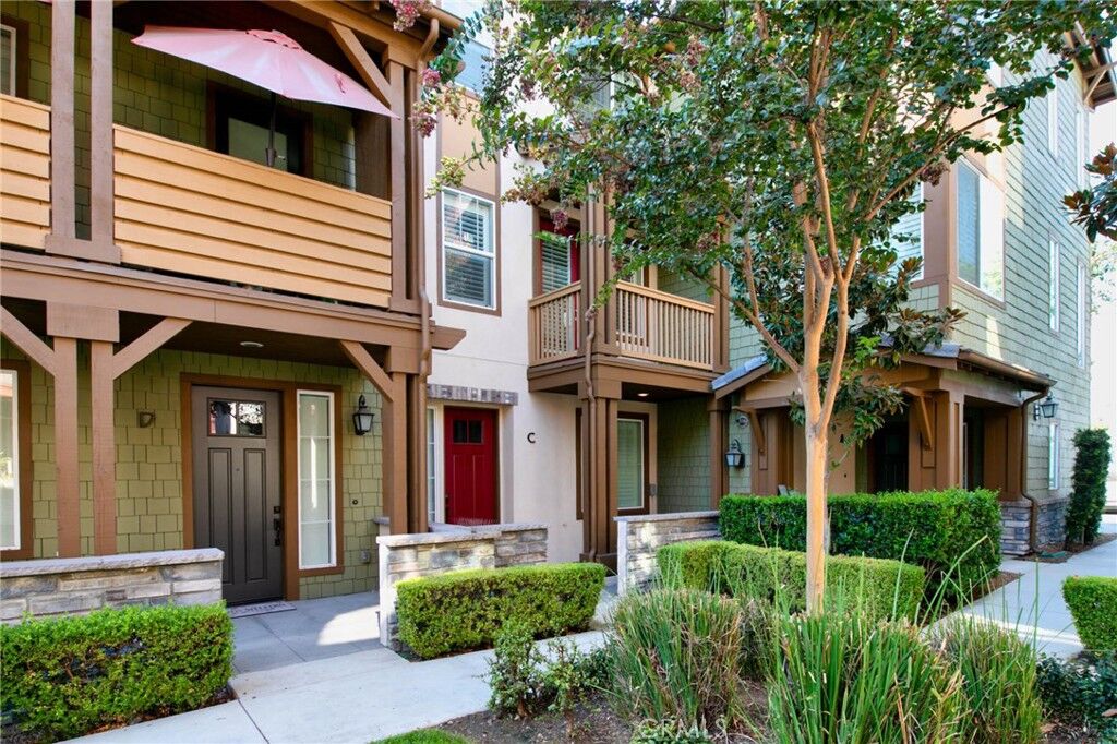 Property Photo:  717 S Azusa Avenue C  CA 91702 