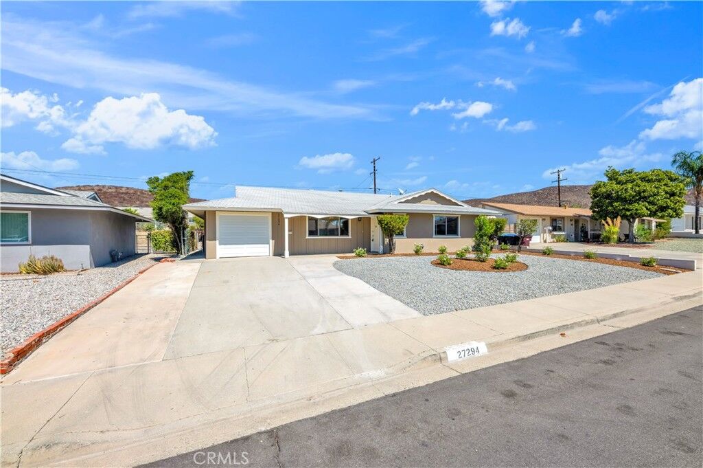 Property Photo:  27294 Pinehurst Road  CA 92586 