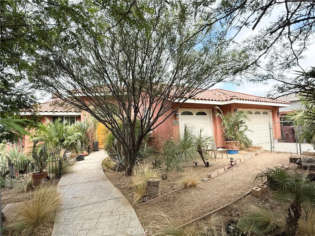Property Photo:  28185 West Drive  CA 92587 