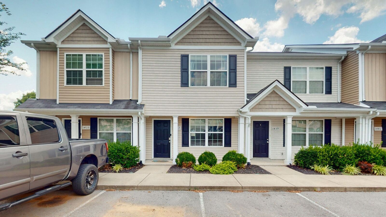 Property Photo:  1437 Orange Ct  TN 37130 