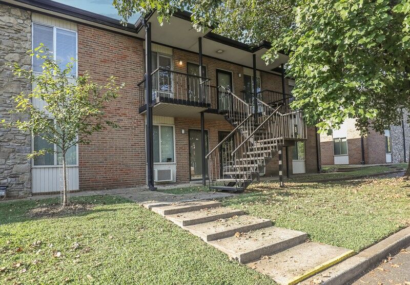Property Photo: 2601 Hillsboro Pike B11 TN 37212