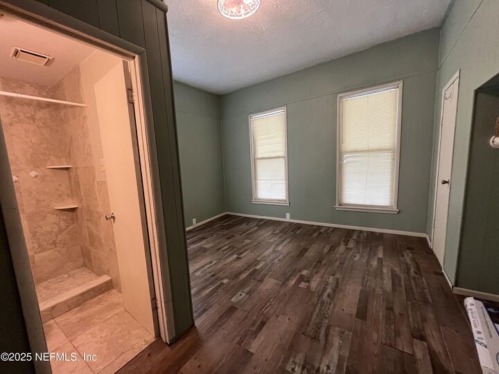 Property Photo: 516 St. Johns Avenue FL 32043