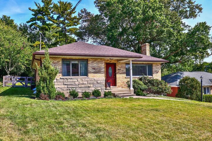 Property Photo:  304 Birchwood Drive  KY 41011 