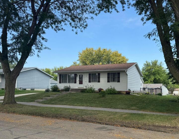 Property Photo:  709 19th Street SE  MN 55904 