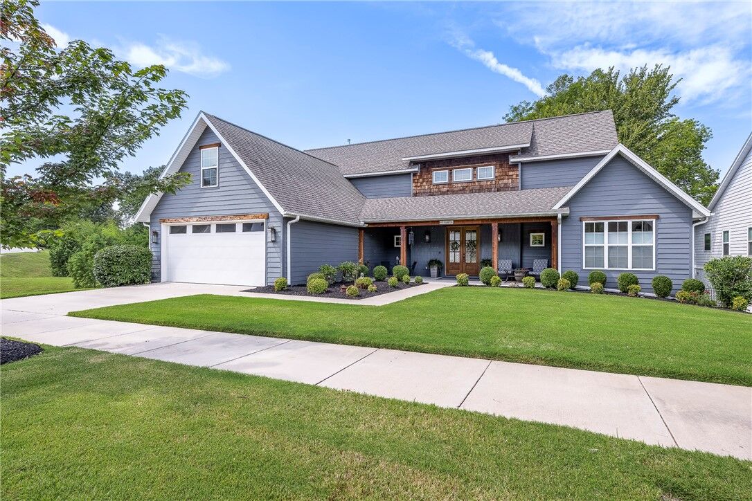 Property Photo: 2125 N Libby Lane AR 72703