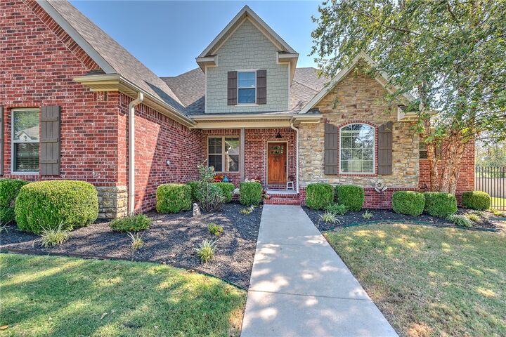 1094 Biltmore Boulevard  Elm Springs AR 72762 photo
