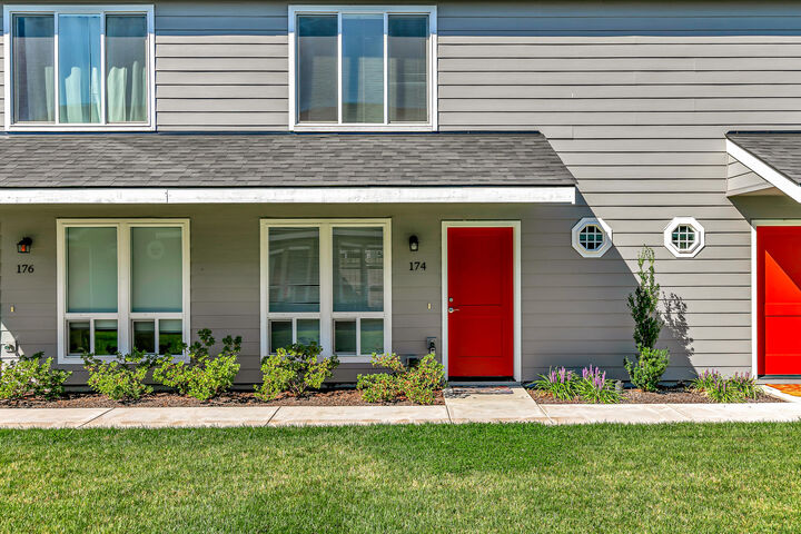 Property Photo:  174 Northridge Terrace  OR 97501 