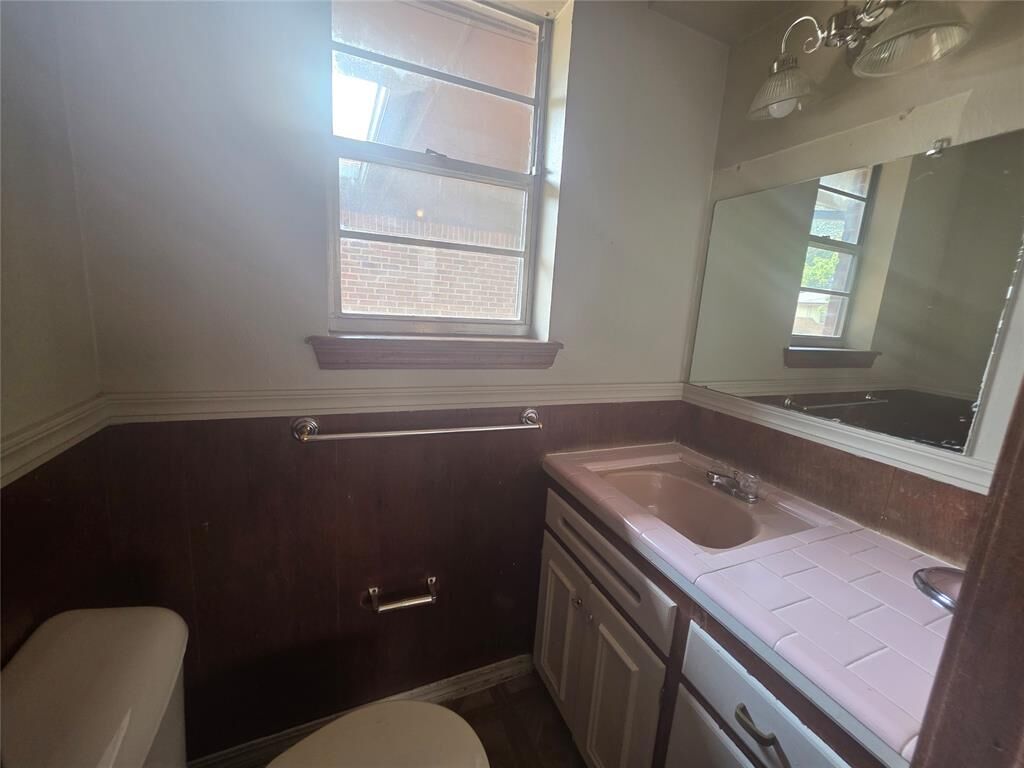 Property Photo:  4725 Woodview Drive  OK 73115 