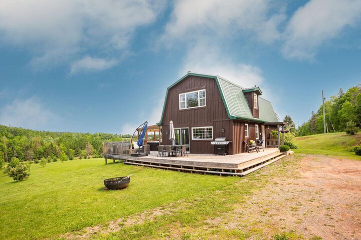 Property Photo:  1114 St. Catherine'S Road  PE C0A 1C0 