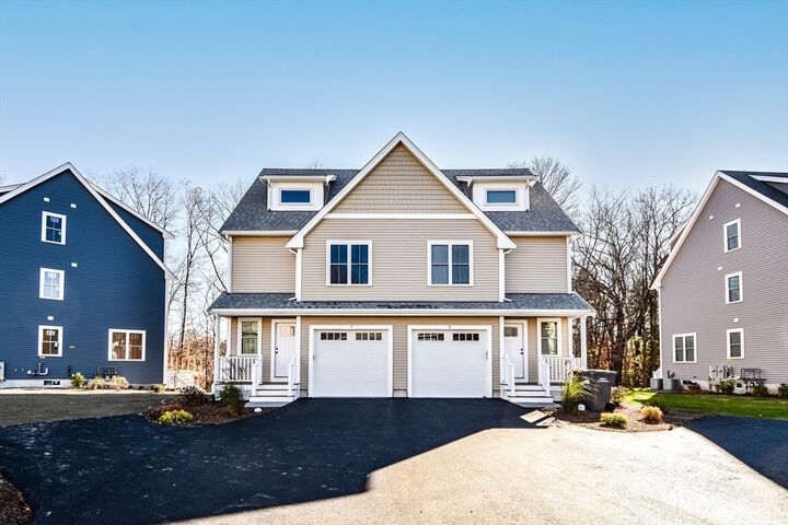 Property Photo:  7 Orchard View Circle 7  MA 01702 