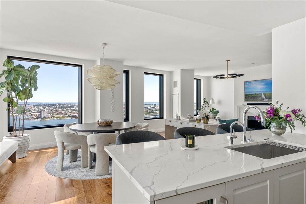 Property Photo:  110 Sudbury Street 4105  MA 02114 