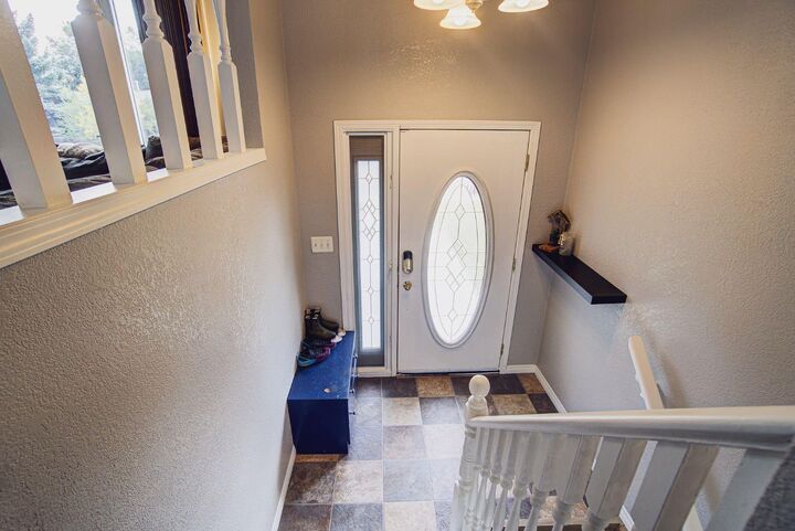 Property Photo:  658 50A Avenue W  AB T0L 0T0 