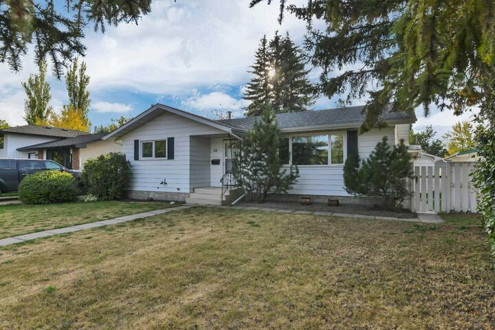 54 Wright Avenue  Red Deer AB T4N 5X2 photo