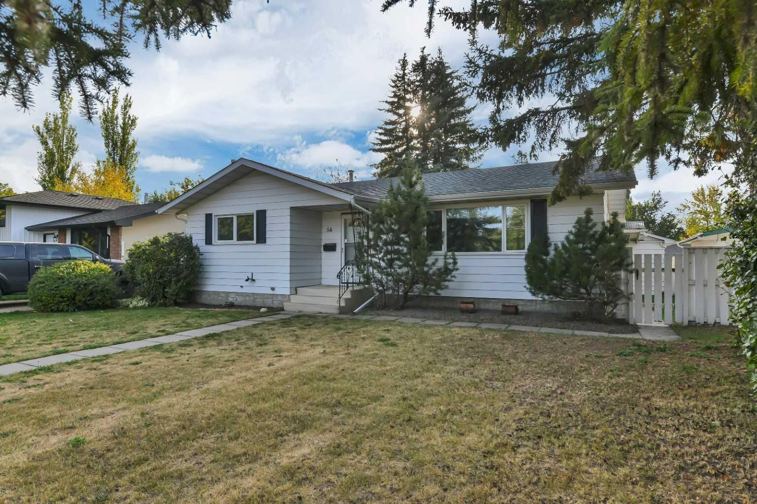 Property Photo: 54 Wright Avenue AB T4N 5X2