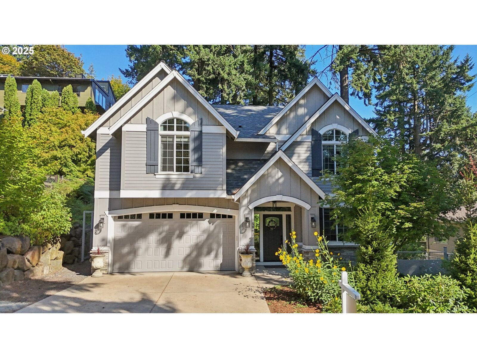 Property Photo:  5862 SW Ralston Dr  OR 97239 