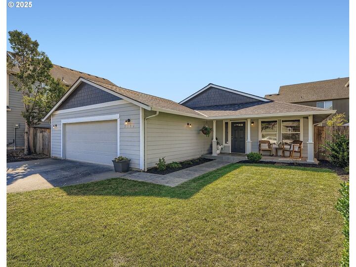 2204 NE 179th Pl  Vancouver WA 98684 photo