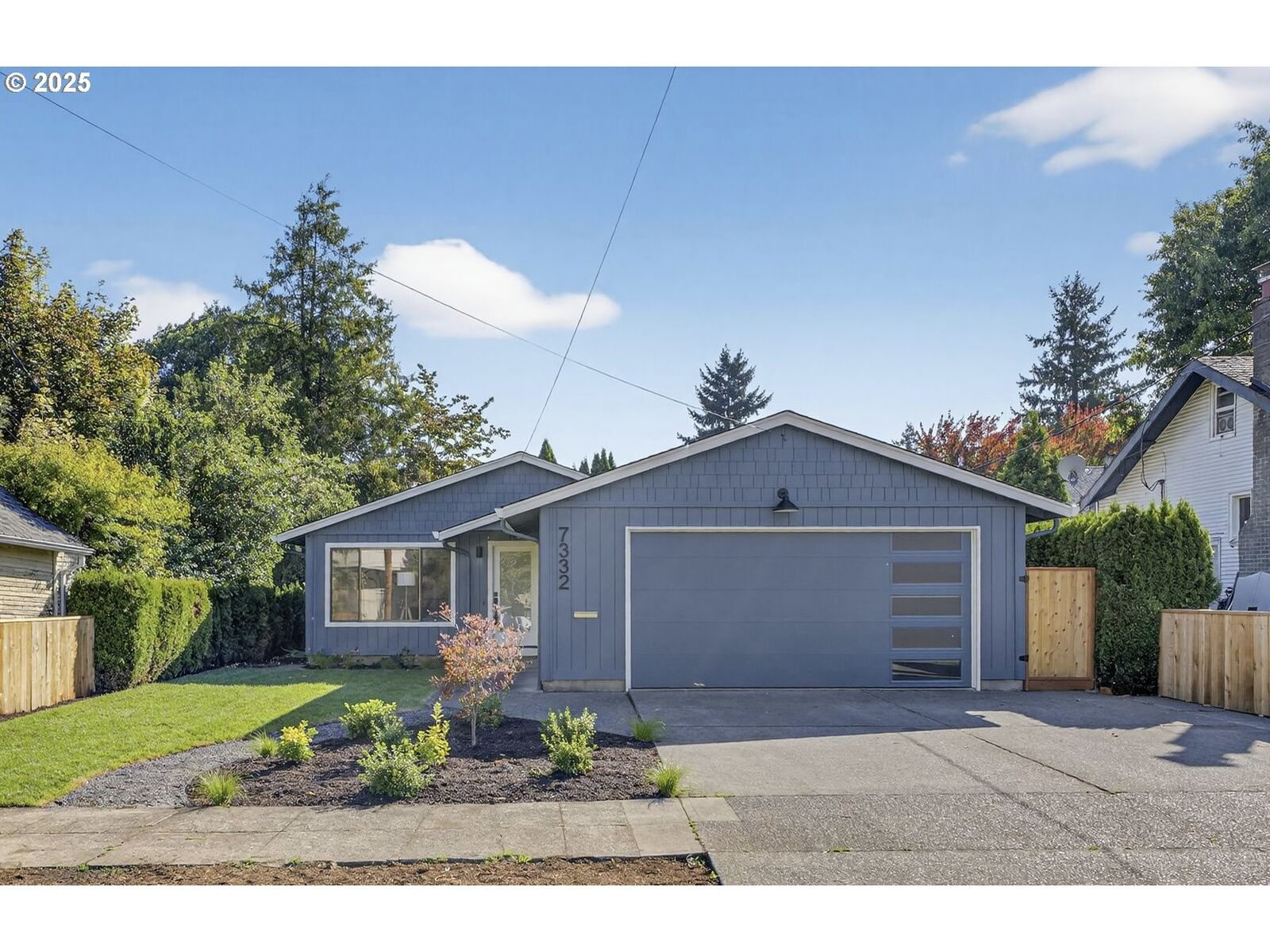 Property Photo:  7332 N Villard Ave  OR 97217 
