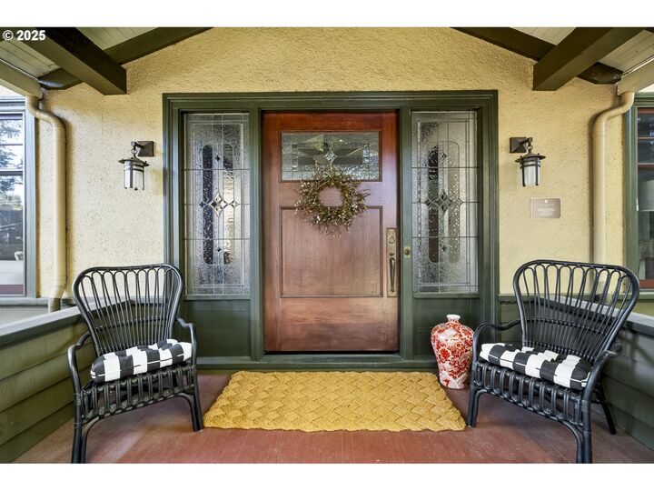 Property Photo: 2509 NE 18th Ave OR 97212