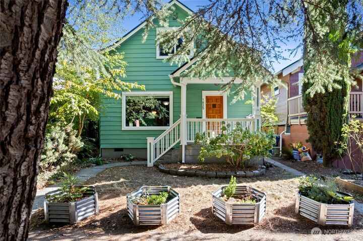 1025 N Oakes Street  Tacoma WA 98406 photo