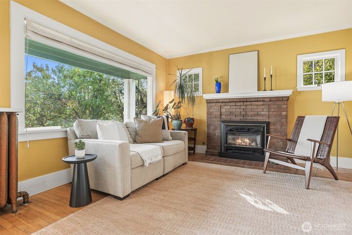 Property Photo: 130 & 132 N 77th Street WA 98103