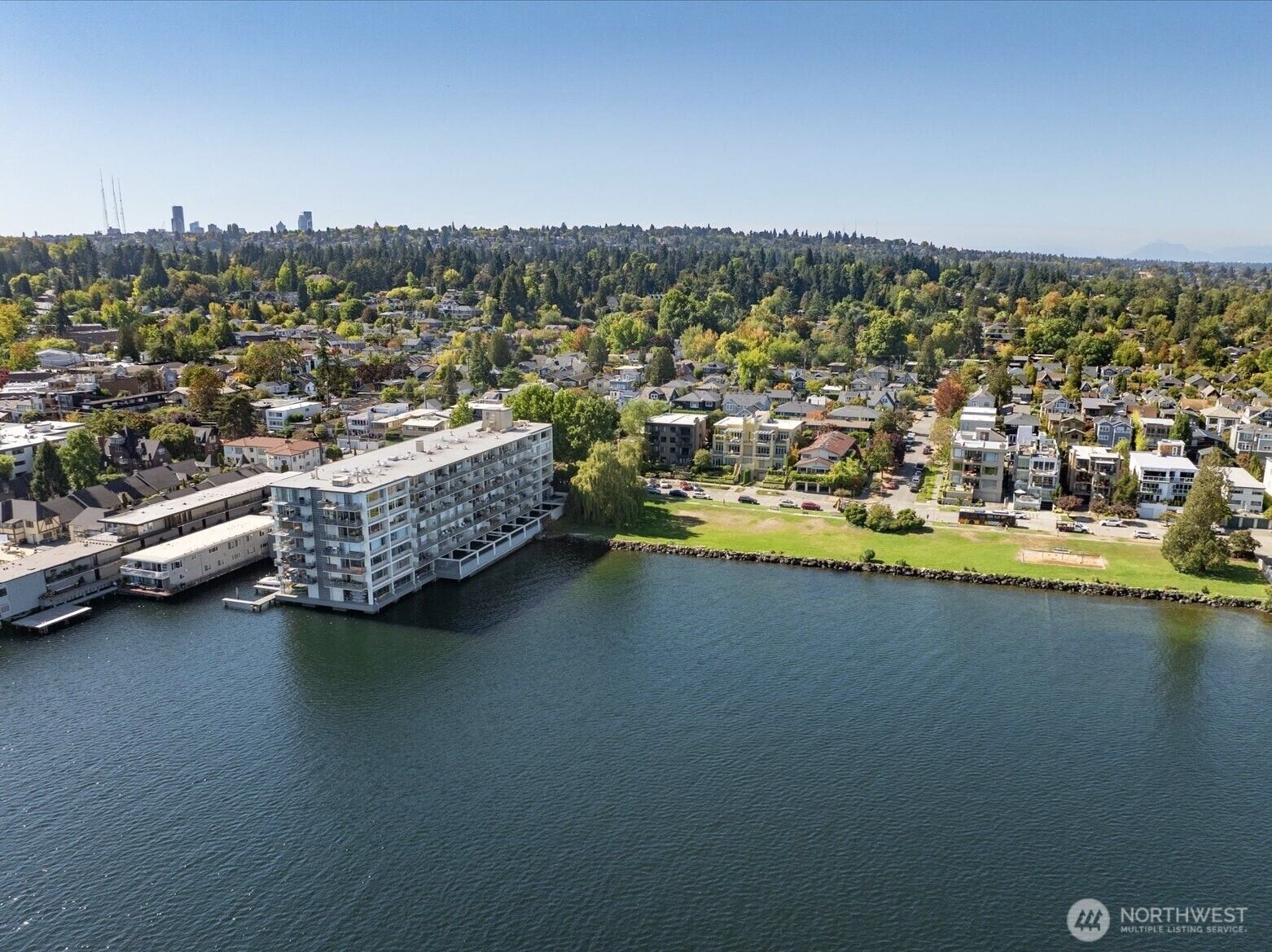 Property Photo:  2040  43rd Avenue E 402  WA 98112 