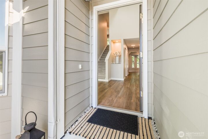 Property Photo: 11422 SE 305th Place WA 98092