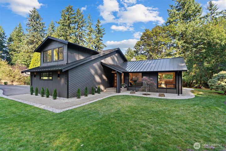 Property Photo:  19538  158th Place NE  WA 98072 