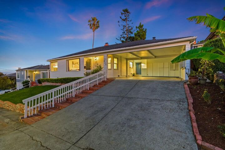 Property Photo:  217 West 40th Avenue  CA 94403 