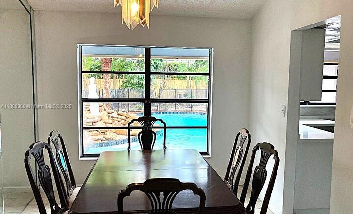 Property Photo:  11480 SW 98th St  FL 33176 